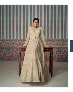 Traje de estilo de vestido Anarkali pakistaní de alta demanda con vestido de boda de trabajo de secuencia bordada para adultos Venta de exportación - Product Image 3