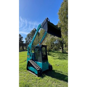 SWTL 4538 para Sunward Skid Steer Loader para multitarea en construcción con motor y bomba de componentes básicos - Product Image 1