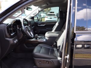 GM_C Sierra 1500 Elevation 2022 Usada en Buen Estado - Product Image 4