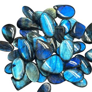 Cristal suelto Natural de piedras preciosas de jaspe pulido de labradorita llamativa azul de grado AAA para decoración del hogar y regalo Color verde - Product Image 1
