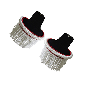 Épaulettes en fil de fer avec épaulettes à franges dorées Uniformes de fanfare décorés de paillettes en métal - Product Image 3