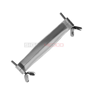 ที่หนีบหูสัตว์ ทำจากสแตนเลสเยอรมัน ใช้ซ้ำได้ อุปกรณ์สัตวแพทย์ ปลอดภัย ทนทาน สำหรับตัดหู จัดการปศุสัตว์ สุนัข ฟาร์มสัตว์ - Product Image 4