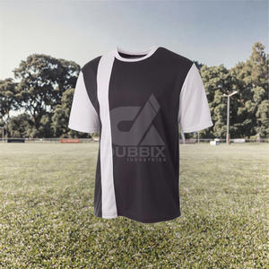 เสื้อฟุตบอลโพลีเอสเตอร์ 100% ลดราคาพิเศษ พิมพ์ลายดิจิตอลแบบซับลิเมชั่น แขนสั้น ป้องกันแบคทีเรีย แห้งเร็ว ระบายอากาศดี รับผลิตแบบ OEM - Product Image 2