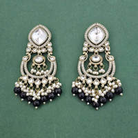 Boucles d'oreilles chandelier de mode classique Indo Western avec exportateur de bijoux artificiels de placage Mehndi en Inde