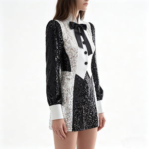 <span class=keywords><strong>Robe</strong></span> mini smoking noire et blanche à sequins pour femme avec col montant et nœud papillon - Product Image 3