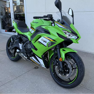 Notre haute qualité Nouveau 2025 Kawasakis NINJAS 650 KRT Editions ABS PRÊT À ÊTRE EXPÉDIÉ DANS LE MONDE ENTIER - Product Image 1