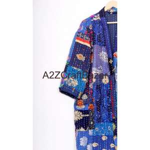 Robe kimono courte vintage faite à la main, motif floral de luxe, couverture indienne, veste douce pour l'hiver, robe de nuit courte pour l'automne - Product Image 3