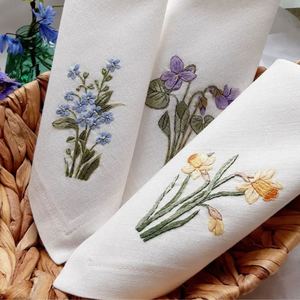 Ensemble de serviettes en coton blanc 100% de haute qualité artichaut brodé avec ourlet lavable pour la décoration intérieure dîner d'avion élégant - Product Image 4