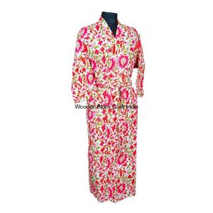 Nouvelle arrivée Veste matelassée pour femmes Imprimé floral Fait main Kantha 100% coton biologique Manches trois quarts Hiver Automne - Product Image 5