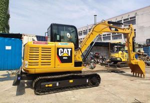 Mini-excavatrices sur chenilles hydrauliques d'occasion Cat 305 CR de classe 5 tonnes à rayon compact à vendre - Product Image 4