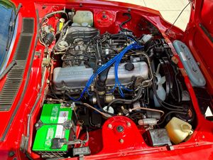Datsun 280ZX de 1979, Usado en Buen Estado, Transmisión Manual de 5 Velocidades, Motor de 6 Cilindros en Línea de 2.8 Litros, Color Rojo Cereza, Pedido Especial - Product Image 6