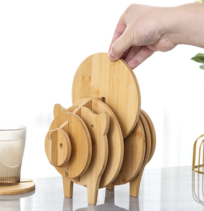 Ensemble de sous-verres en bois animal rustique de haute qualité fonctionnel et décoratif - Product Image 6
