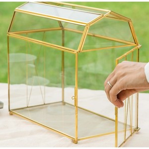 Caja de Cartas de Vidrio Geométrica Dorada Estilo Rústico Hecha a Mano con Forma de Granero, Buzón de Boda Rústico con Característica de Sobre - Product Image 3