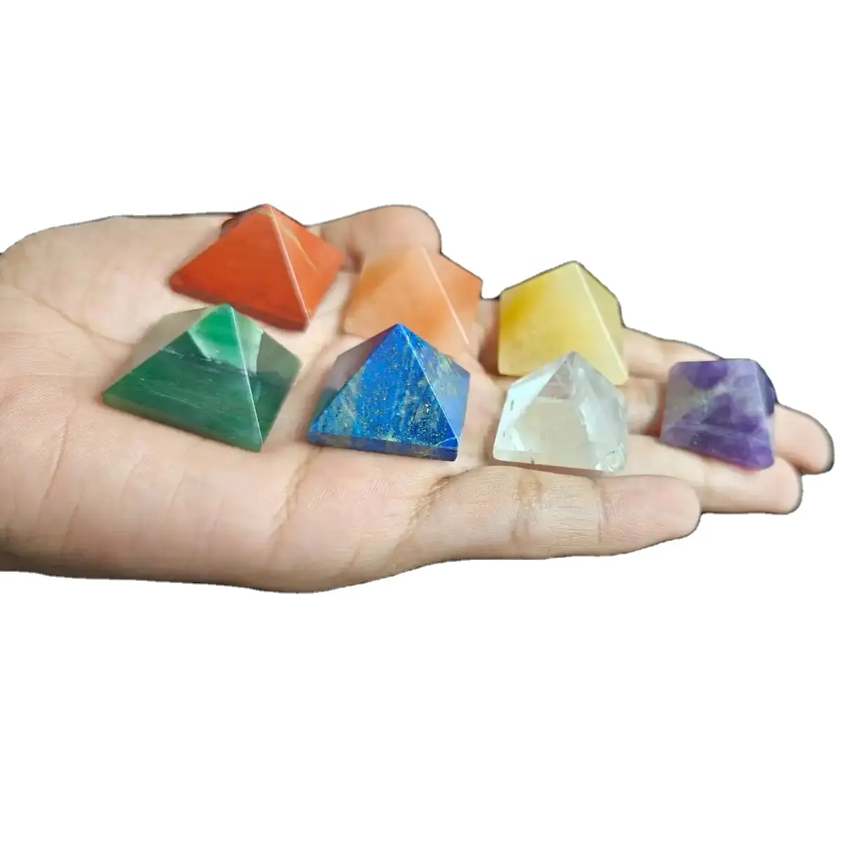 7 चकरा प्राकृतिक पत्थर का पिरामिड उच्च गुणवत्ता और कीमती पत्थर सात चक्र रीकी क्रिस्टल पिरामिड का उपयोग भी किया जाता है।
