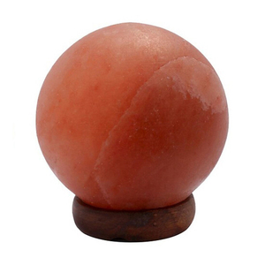 Lámpara de sal de roca rosa del Himalaya tallada a mano, producto artesanal natural, forma de bola redonda, globo de sal polaco - Product Image 1