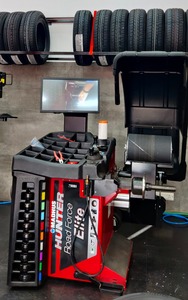 Máy cân mâm Hunter dành cho xưởng sửa chữa lốp xe, có sẵn trong kho. - Product Image 5