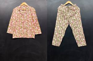 Conjunto de Pijama Casual de Algodón con Estampado Floral y Cuello en V para Mujer, Primavera, Verano, Otoño, Cintura Elástica Delantera, Dos Piezas, Secado Rápido, ODM de Alta Calidad - Product Image 6