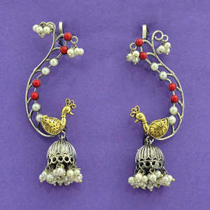 Exportador de joyería de moda en India ofrece pendientes elegantes oxidados con 2 chapados en tono - Product Image 1