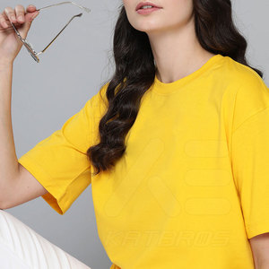 เสื้อยืดผู้หญิงสีพื้นผ้าฝ้ายคุณภาพพรีเมียม ระบายอากาศได้ดี สวมใส่สบาย ขายดีที่สุด - Product Image 4