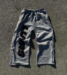 ผ้าโพลีเอสเตอร์/คอตตอนผสมขนสัตว์สำหรับผู้ชาย แบบขายส่ง สั่งทำได้ ทรงหลวม สไตล์สตรีท ยืดหยุ่นปานกลาง ปักลาย ไม่หด แห้งเร็ว - Product Image 5