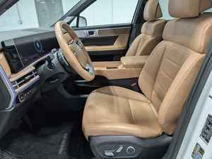 Hy-un-dai San-ta Fe Limited AWD Sport Utility 2024, motor turboalimentado de 2.5L con 277 hp y 311 lb-ft de torque - Product Image 5