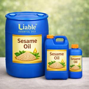 Huile de sésame pressée à froid, huile de gingelly naturelle non raffinée, fournisseur en vrac pour l'exportation, huile comestible ayurvédique pour massage, cheveux, peau, utilisations premium - Product Image 1