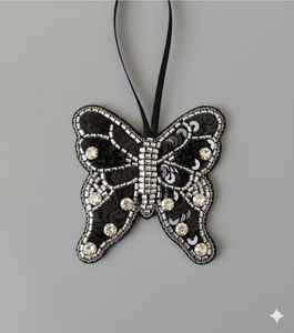 Wholesale Natural Square Black Mother of Pearl Sea Shell Charm Beads for Jewelry Making <b>Home</b> Decoration - Product Image 1