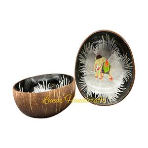 Cuencos de cáscara de coco ecológicos artesanales vietnamitas 100% con patrón único hecho en Vietnam - Product Image 1
