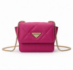 Borsa a Tracolla in Pelle con Catena per Donna - Product Image 3