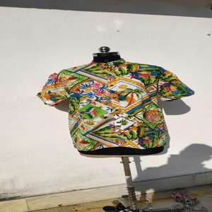 Tunique décontractée pour femme, longueur maxi, à manches courtes, en coton fait main, imprimé floral, respirante et écologique, idéale pour les fêtes sur la plage - Product Image 3