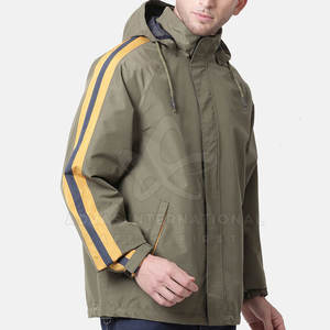 Veste de ski d'hiver pour hommes personnalisée OEM Respirante, imperméable, coupe-vent, étanche à la neige, isolée, avec fermeture à glissière. - Product Image 5