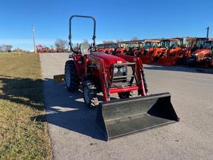 Nouveau tracteur compact Massey Ferguson 1532 – 32 CV, 4 roues motrices, diesel, prise de force (PTO) - Product Image 6