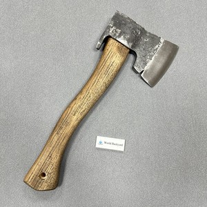 Hache de camping vintage en hickory haute teneur en carbone de 13 pouces, modèle Hudson <span class=keywords><strong>Bay</strong></span>, avec tire-clous, forgée à la main, avec étui - Product Image 3