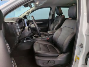Ford Ranger LARIAT 2024 d'occasion en excellent état - Product Image 4