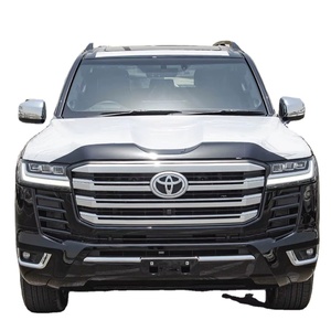 Seminuevo Clean RHD Toyo_ta Land Cru-iser 300 VXR 3,5 P 2022 NEGRO - Product Image 1