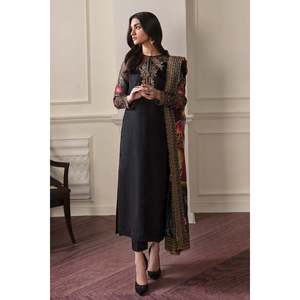 Conjunto de Traje de Mujer en Organza Bordada UF-290 - Product Image 1