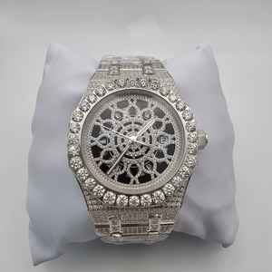 Reloj de banda de acero inoxidable personalizado de alta calidad Iced Moissanite Diamond Esfera exclusiva Esqueletos Cara Resistente al agua Hip Hop - Product Image 4