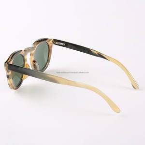 กรอบแว่นกันแดด100% แบบคลาสสิกกรอบแว่นสีดำฮอร์นสีดำเต็มกรอบโดย fwe - Product Image 5