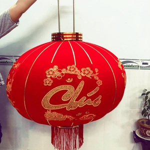 Belle lanterne vietnamienne faite à la main parfaite pour la décoration de fête et de vacances - Product Image 6