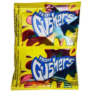 Gushers, Bocadillos con Sabor a Fruta, Paquete Variado, Gushers Variados en Paquete de 2, Super Ácidos de Frutas y Sabores Mixtos - Product Image 3