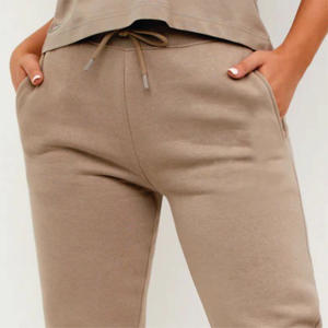 60% coton d'origine responsable 40% polyester base surdimensionnée joggeurs taupe bas de survêtement pour femme - Product Image 5