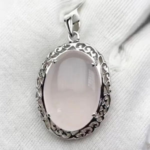 Pendentif pour femme en argent sterling 925 avec pierre précieuse en quartz rose naturel Qualité AAA Design unique Occasion de fête - Product Image 1