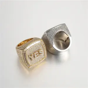 Bague en laiton hip-hop élégante plaquée or 18 carats sertie de zirconiums cubiques glacés, bijoux de fête pour hommes en gros et à bas prix - Product Image 6