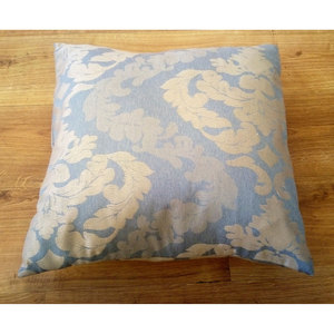 Cuscino Decorativo con Fodera Rimovibile - Imbottito, di Madeira - Product Image 1