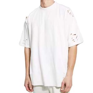 Meilleures ventes T-shirts de sport pour hommes fabriqués au Pakistan Conception élevée et légère avec logo à l'avant Nouvelle mode T-shirt de sport chaud de qualité supérieure - Product Image 1