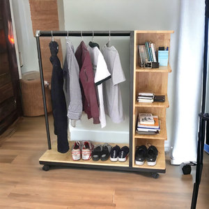 Organizador de Ropa Plegable de Madera Natural para Armario y Tienda de Ropa - Product Image 6