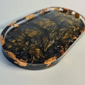 ถาดเรซินแบบโมเดิร์นทำด้วยมือถาดทรงกลมที่สวยงามถาดที่เป็นมิตรกับสิ่งแวดล้อมแบบใช้แล้วทิ้งสำหรับเสิร์ฟและตกแต่งบ้าน - Product Image 1