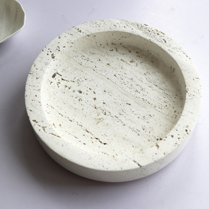 Support de présentation pour gâteaux et pâtisseries en marbre travertin naturel, design moderne fait main - Product Image 1