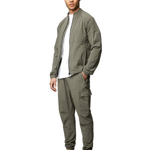 ชุดวอร์มลำลองแบบมีซิป ชุดออกกำลังกายแบบมีกระเป๋า ชุดกีฬาออกแบบเองได้ ชุดวอร์มผู้ชายผ้าโพลีเอสเตอร์ รุ่น 2026 - Product Image 1