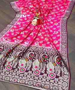 Impreso Chinon Saree Sari Shari con blusa sin costuras Opción de desgaste de fiesta étnica para todas las ocasiones y eventos - Product Image 3